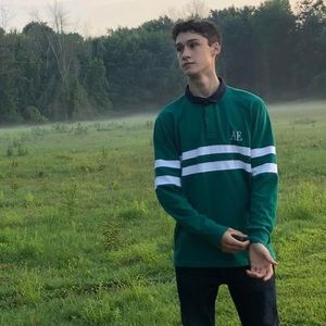 Meet your Posher, Anthony hernandez